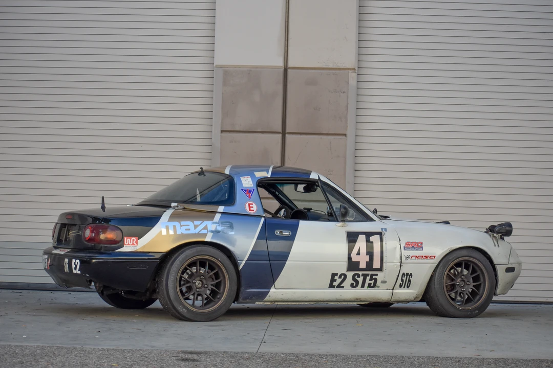 1990 Mazda NA MX-5 Miata - Image 8 of 31