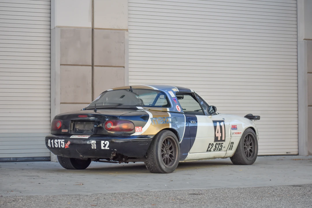 1990 Mazda NA MX-5 Miata - Image 6 of 31