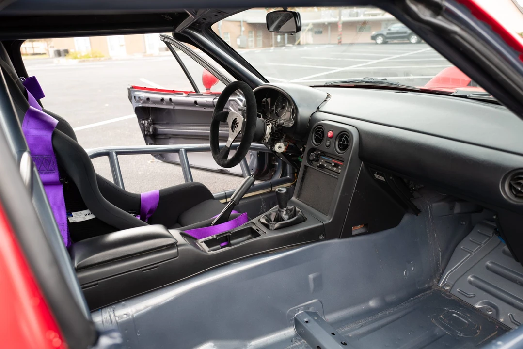 1990 Mazda NA MX-5 Miata - Image 29 of 31