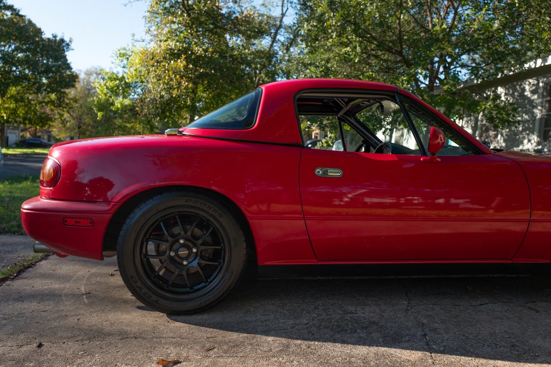 1990 Mazda NA MX-5 Miata - Image 17 of 31