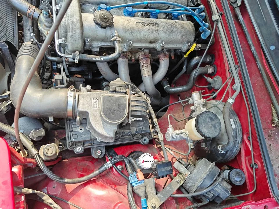 1990 Mazda NA MX-5 Miata - Image 9 of 11
