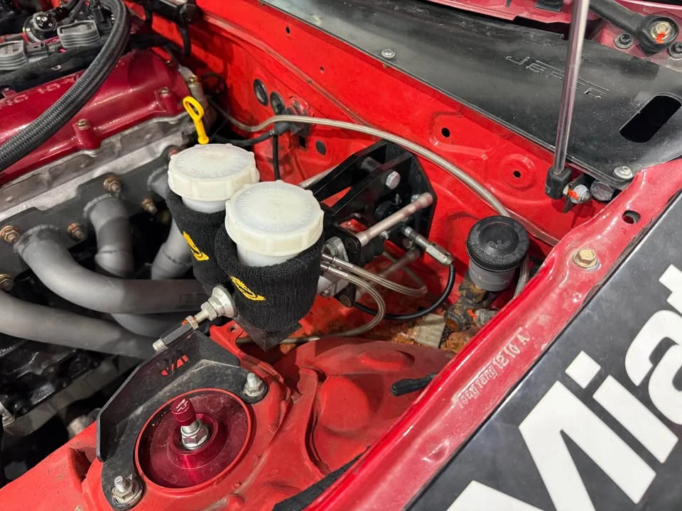1990 Mazda NA MX-5 Miata - Image 7 of 15