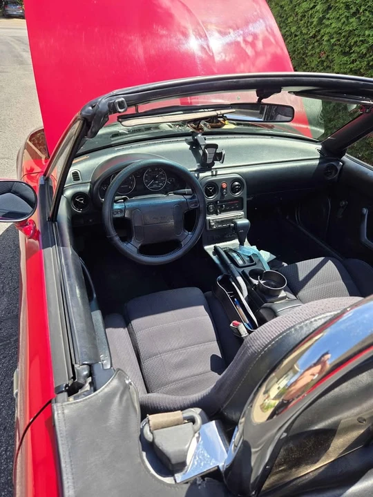 1990 Mazda NA MX-5 Miata - Image 4 of 10