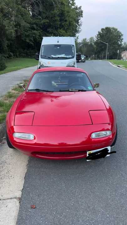 1990 Mazda NA MX-5 Miata - Image 2 of 4