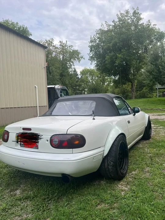 1990 Mazda NA MX-5 Miata - Image 3 of 8