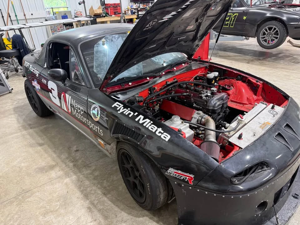 1990 Mazda NA MX-5 Miata - Image 11 of 15