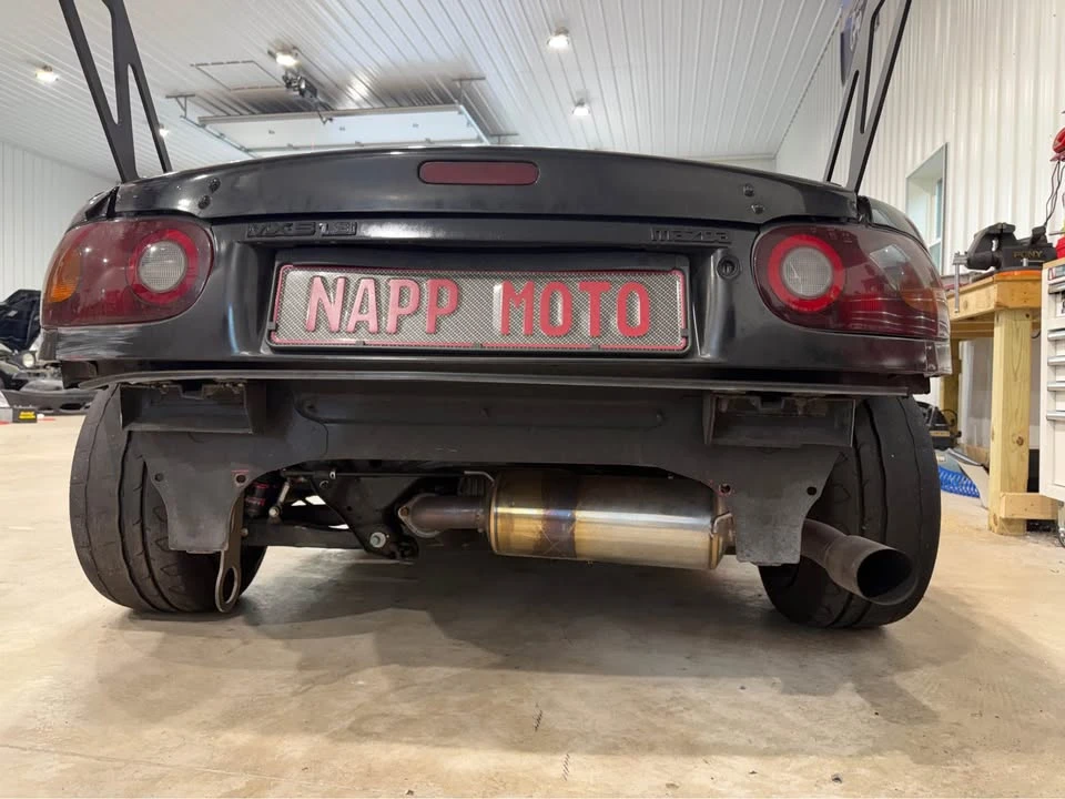 1990 Mazda NA MX-5 Miata - Image 13 of 15