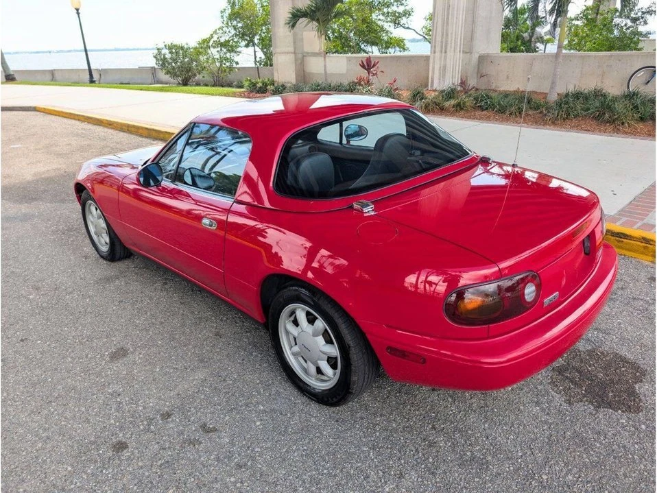 1990 Mazda NA MX-5 Miata - Image 6 of 20