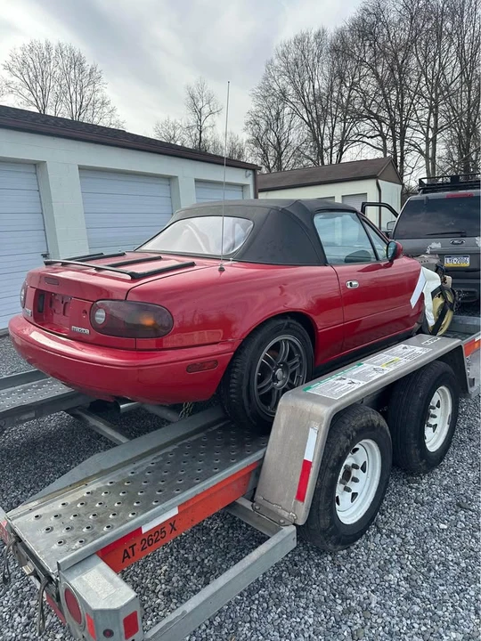 1990 Mazda NA MX-5 Miata - Image 5 of 6