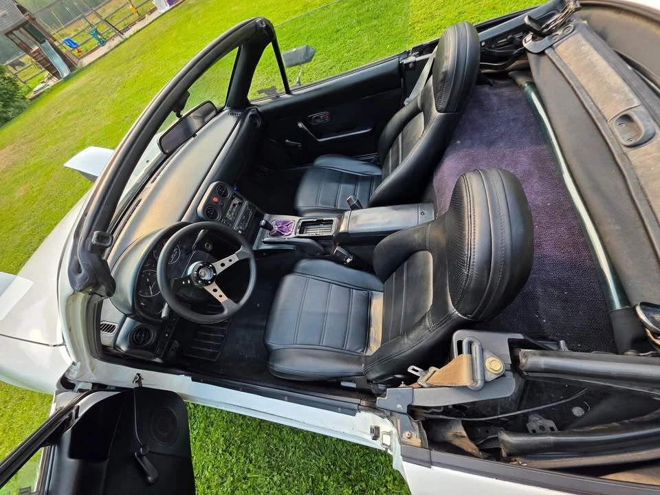 1990 Mazda NA MX-5 Miata - Image 6 of 9