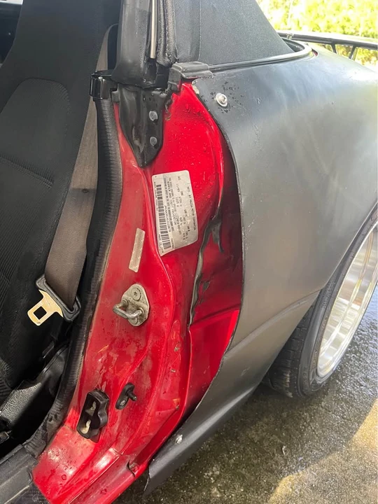 1990 Mazda NA MX-5 Miata - Image 9 of 14