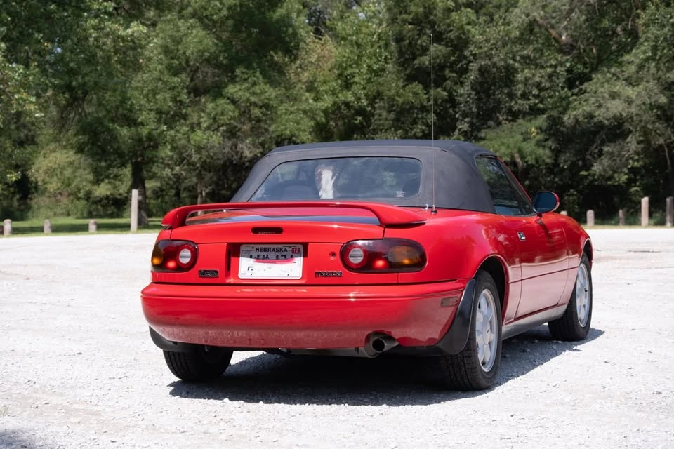 1990 Mazda NA MX-5 Miata - Image 3 of 20