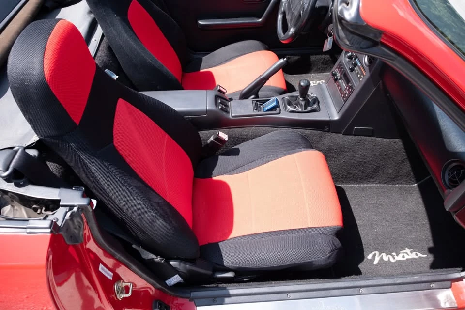 1990 Mazda NA MX-5 Miata - Image 7 of 20