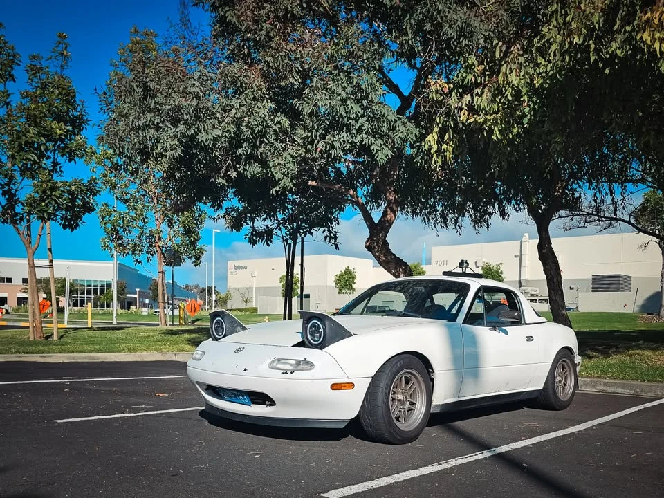 1990 Mazda NA MX-5 Miata - Image 2 of 2