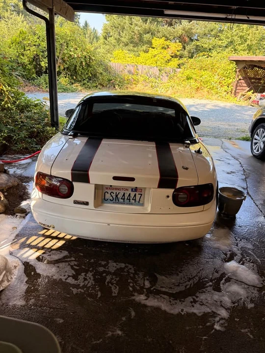 1990 Mazda NA MX-5 Miata - Image 4 of 12