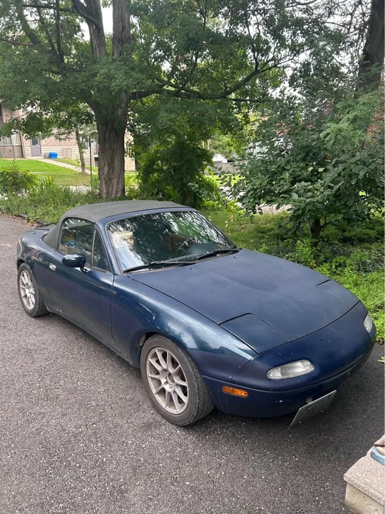 1990 Mazda NA MX-5 Miata - Image 6 of 10