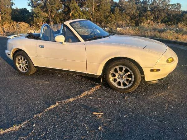 1990 Mazda NA MX-5 Miata - Image 4 of 9