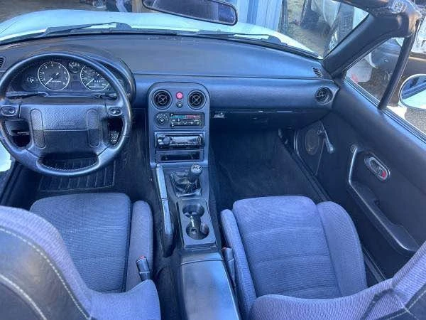 1990 Mazda NA MX-5 Miata - Image 9 of 9