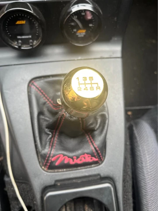 1990 Mazda NA MX-5 Miata - Image 7 of 8