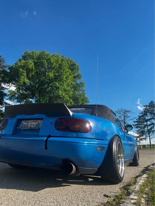 1990 Mazda NA MX-5 Miata - Image 4 of 4