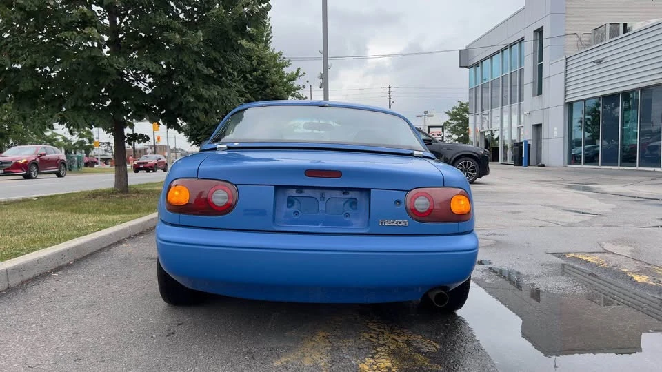 1990 Mazda NA MX-5 Miata - Image 5 of 11