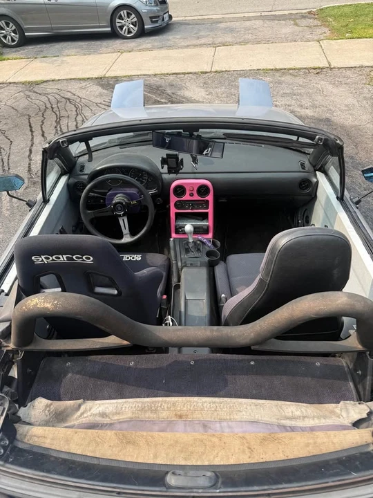 1990 Mazda NA MX-5 Miata - Image 5 of 6