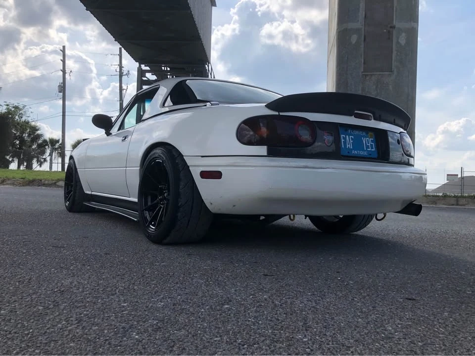 1990 Mazda NA MX-5 Miata - Image 2 of 19