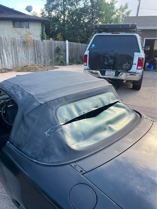 1990 Mazda NA MX-5 Miata - Image 11 of 12