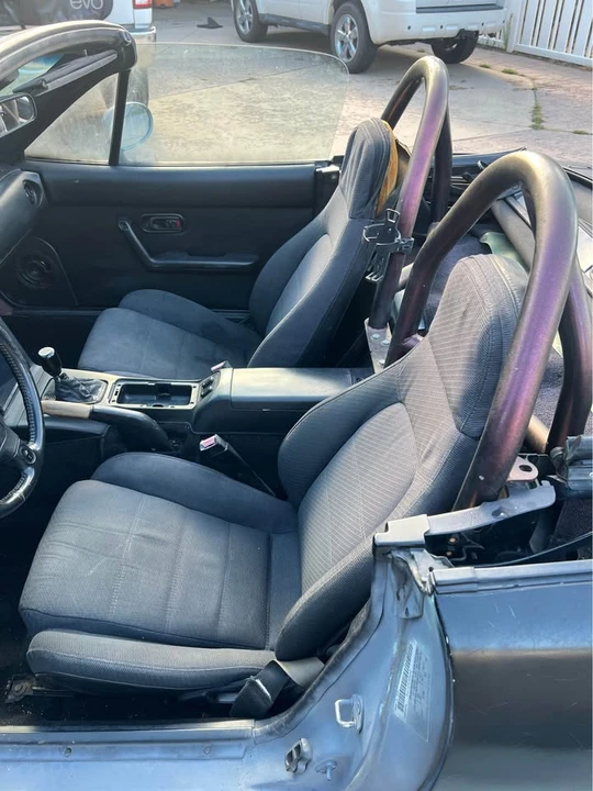 1990 Mazda NA MX-5 Miata - Image 6 of 12