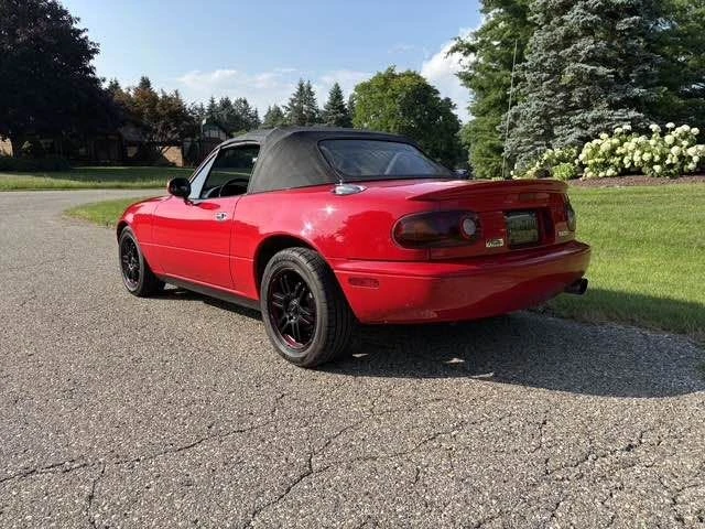 1990 Mazda NA MX-5 Miata - Image 5 of 14