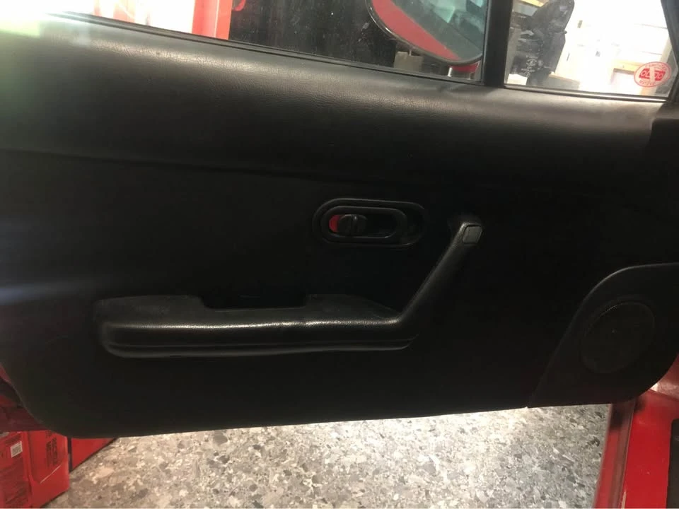 1990 Mazda NA MX-5 Miata - Image 9 of 10