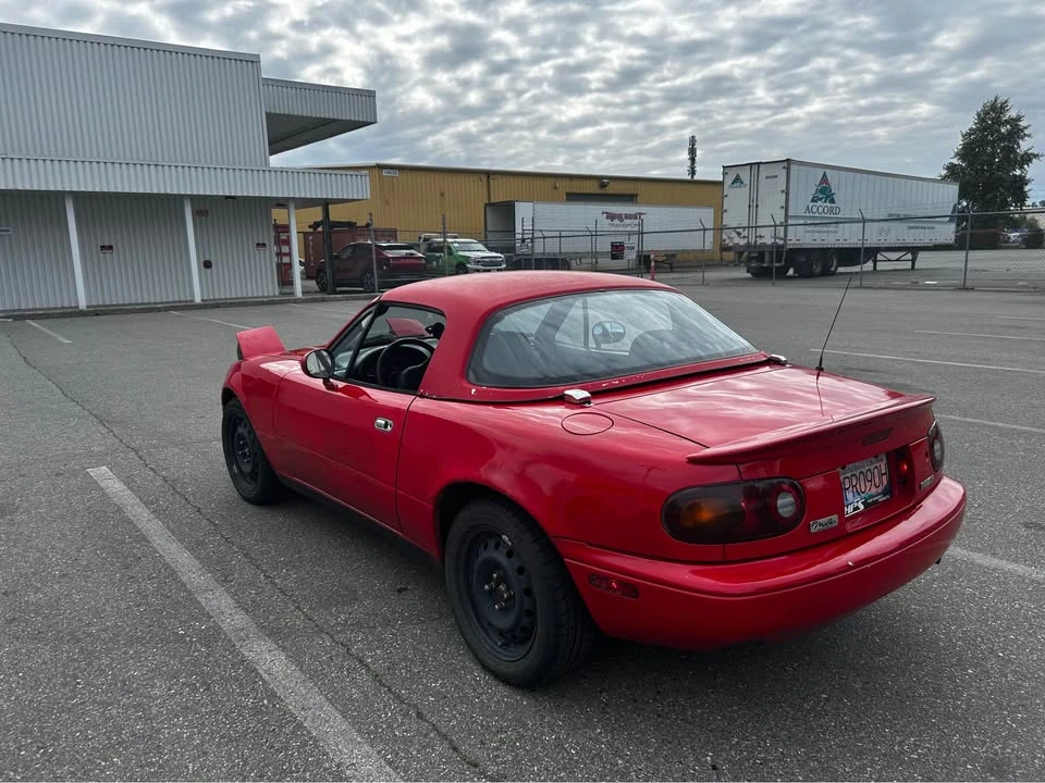 1990 Mazda NA MX-5 Miata - Image 2 of 10