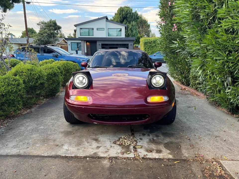 1990 Mazda NA MX-5 Miata - Image 2 of 11