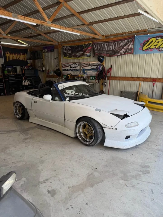 1990 Mazda NA MX-5 Miata - Image 2 of 20