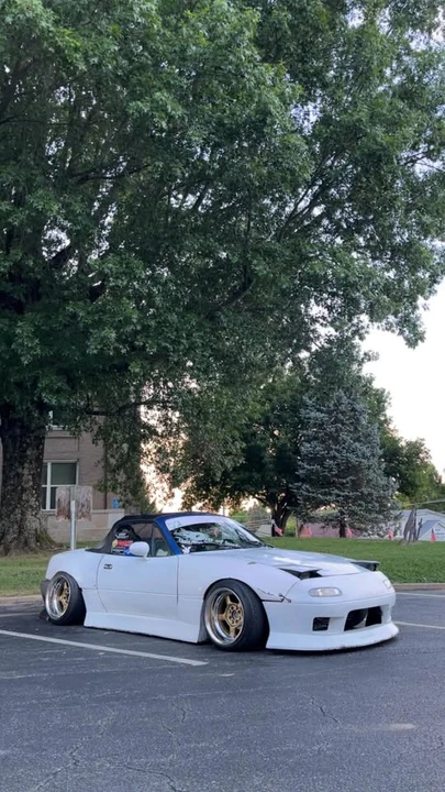 1990 Mazda NA MX-5 Miata - Image 17 of 20