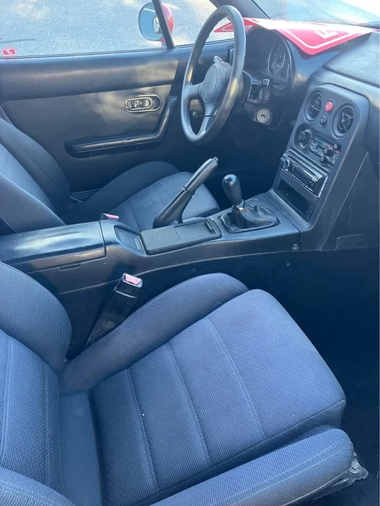 1990 Mazda NA MX-5 Miata - Image 5 of 5