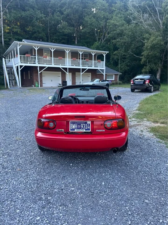 1990 Mazda NA MX-5 Miata - Image 5 of 11