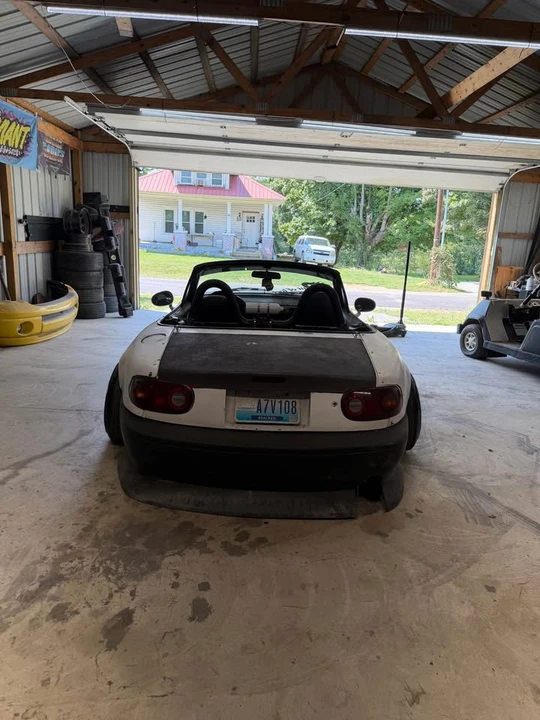 1990 Mazda NA MX-5 Miata - Image 5 of 20