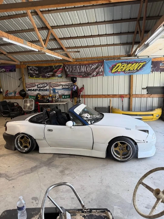 1990 Mazda NA MX-5 Miata - Image 3 of 20