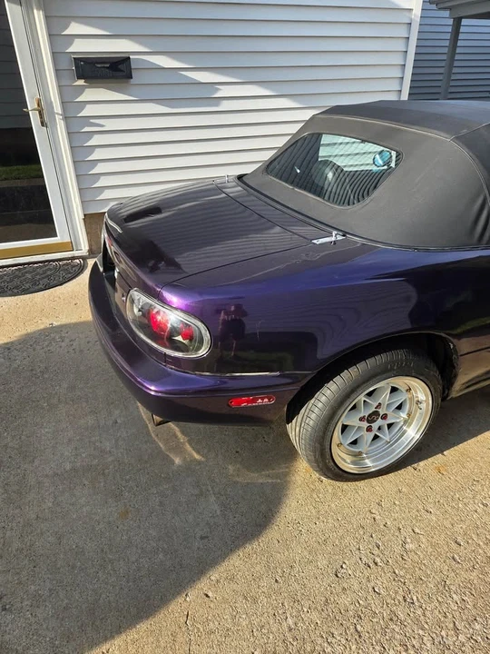 1990 Mazda NA MX-5 Miata - Image 9 of 14