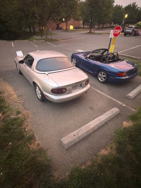 1990 Mazda NA MX-5 Miata - Image 4 of 5