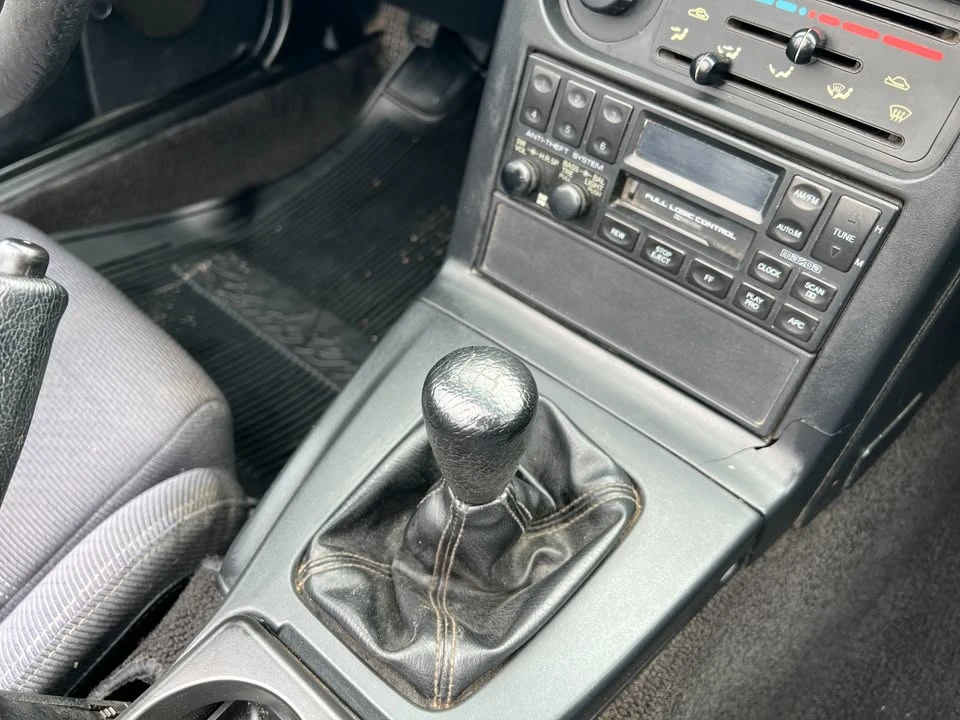 1990 Mazda NA MX-5 Miata - Image 14 of 14