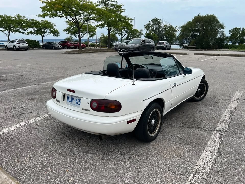 1990 Mazda NA MX-5 Miata - Image 5 of 14