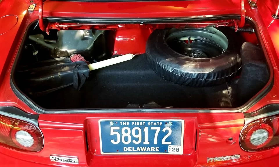 1990 Mazda NA MX-5 Miata - Image 12 of 14