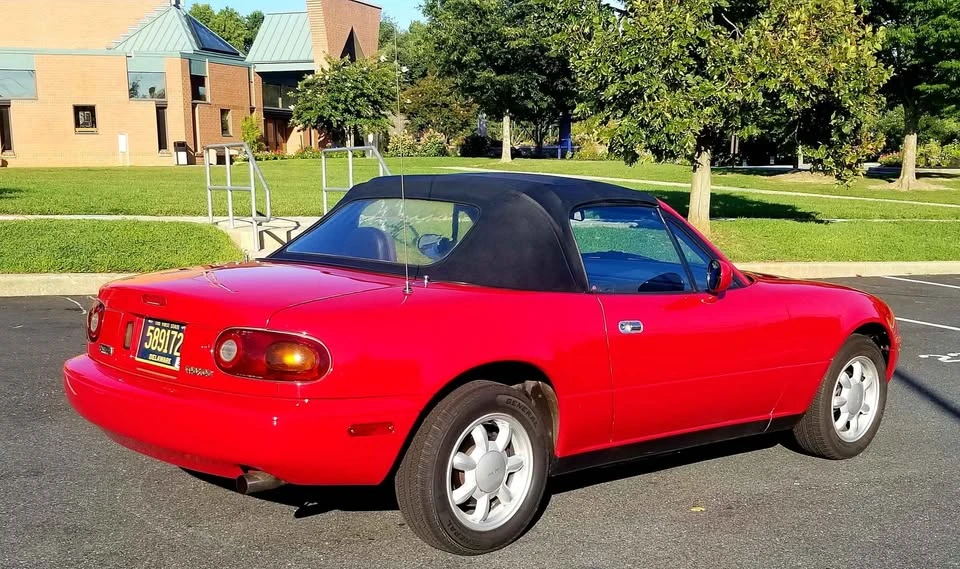 1990 Mazda NA MX-5 Miata - Image 3 of 14