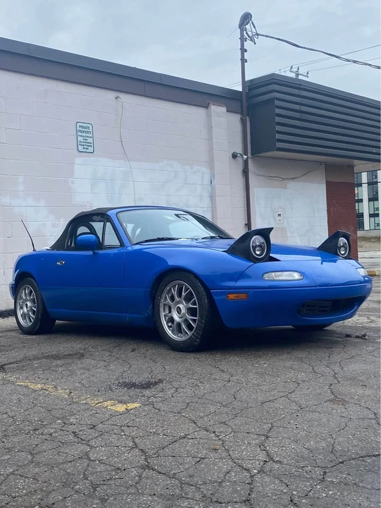 1990 Mazda NA MX-5 Miata - Image 2 of 5