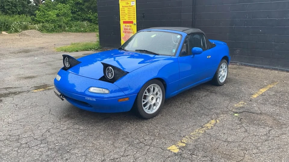 1990 Mazda NA MX-5 Miata - Image 4 of 5