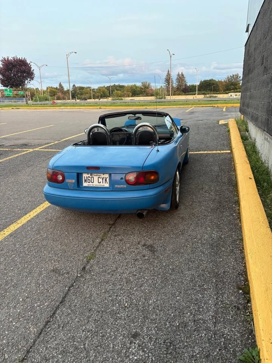 1990 Mazda NA MX-5 Miata - Image 6 of 9