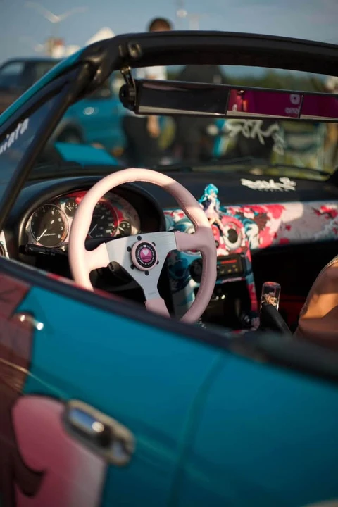1990 Mazda NA MX-5 Miata - Image 7 of 16