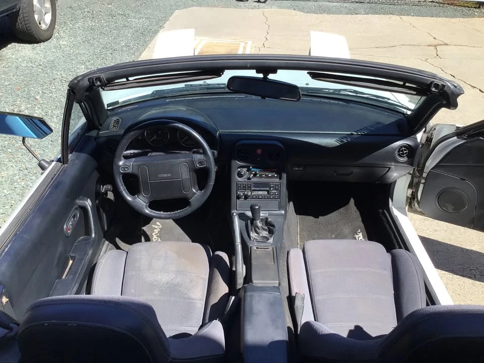 1990 Mazda NA MX-5 Miata - Image 4 of 12